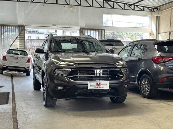 FIAT TORO 1.3 TURBO 270 FLEX FREEDOM AT6 FIAT TORO 1.3 TURBO 270 FLEX FREEDOM AT6